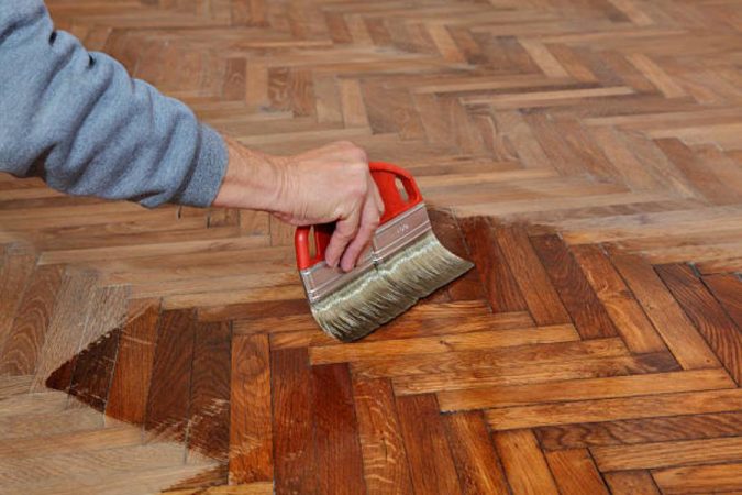 Reparar arañazos del parquet