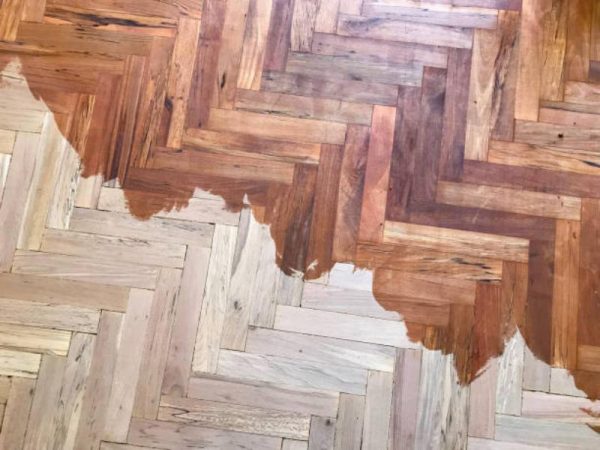 Cómo fabricar un limpiador de parquet