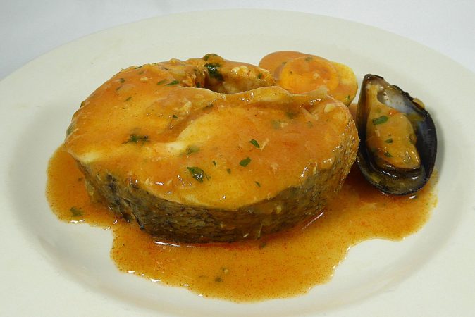 Merluza a la marinera: el pescado que no rechazan ni los más pequeños 63 Merca2.es pescadilla en salsa marinera Merca2.es