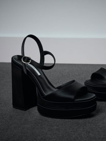 El chaleco de Lefties que no encontrarás más barato en otro sitio 37 Merca2.es sandalia Merca2.es