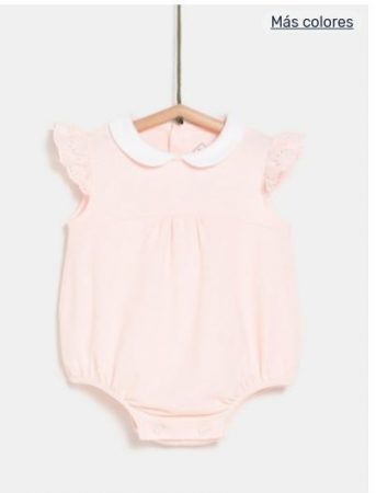 Este vestido de Carrefour para el entretiempo cuesta 3,99 euros 52 Merca2.es screenshot www.carrefour.es 2022.09.12 10 37 21 Merca2.es