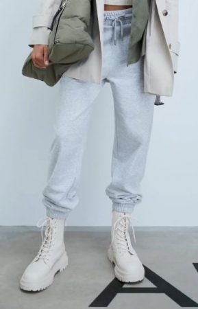 screenshot www.stradivarius.com 2022.09.26 14 21 04 Merca2.es