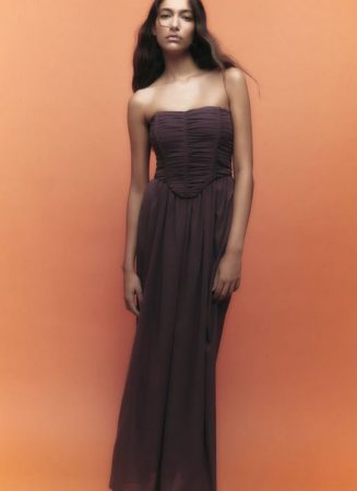 El corsé drapeado de Zara que se va a poner de moda este otoño 14 Merca2.es Zara