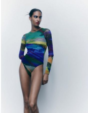 El corsé drapeado de Zara que se va a poner de moda este otoño 21 Merca2.es screenshot www.zara .com 2022.09.15 11 53 44 Merca2.es