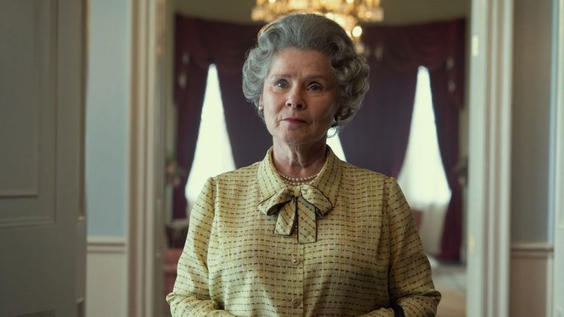 The Crown: los secretos más oscuros que saldrán a la luz en la temporada 5 27 Merca2.es 220926085245 imelda staunton queen elizabeth ii the crown Merca2.es