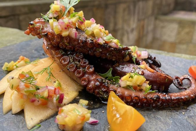 Pulpo asado: la receta que deja por los suelos el pulpo a la gallega 40 Merca2.es 7WXSFCEDPNGBFGC2XGZCKQPWKE Merca2.es