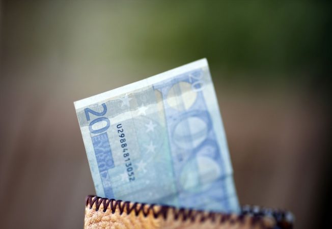 Así puedes ganar 200 euros extras al mes sin mover ni un dedo 11 Merca2.es Western Union