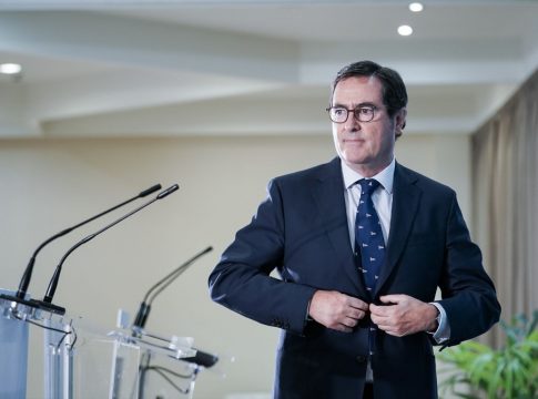 EuropaPress_4740795_presidente_ceoe_antonio_garamendi_interviene_foro_economico_empresas_nuevos Antonio Garamendi, presidente de la CEOE