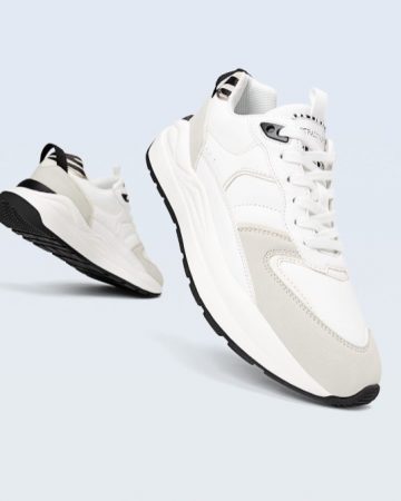 Zapatillas con detalle multipiezas