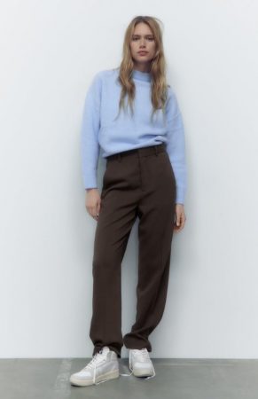 Jersey de punto con cuello subido de Zara