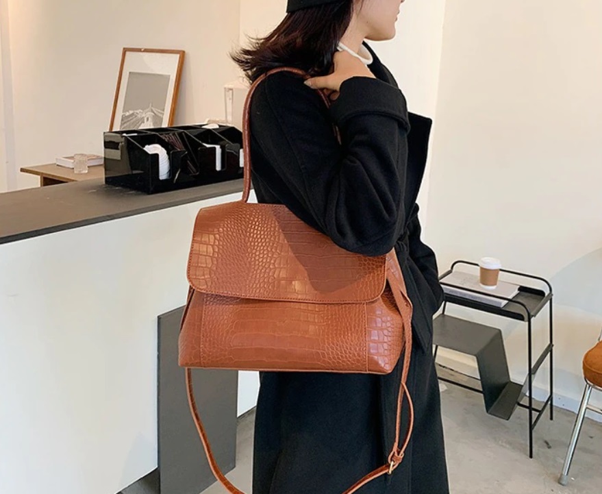 bolso efecto cocodrilo