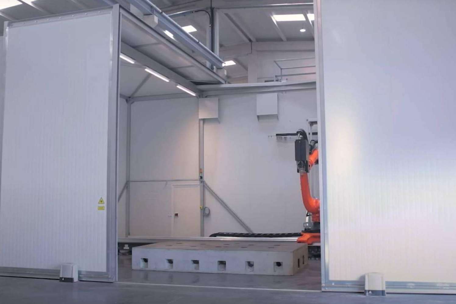 El sistema de protección frente a las emisiones de radiación láser por termografía con umbral de detección inteligente para incrementar la productividad y la seguridad en el sector metalmecánico, desarrollado por el proyecto CLAUDIT