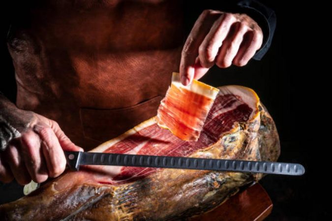 Alimentos que no debes guardar en la nevera: el jamón serrano