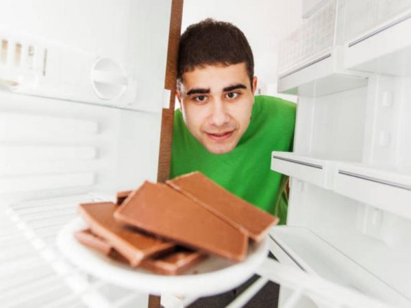 Alimentos que no debes guardar en la nevera: el chocolate