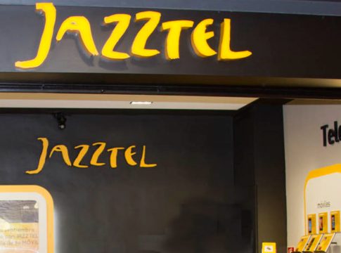 jazztel-operadora-moroso Jazztel ofrece números de morosos a clientes