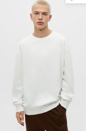 screenshot www.pullandbear.com 2022.10.27 10 01 18 Merca2.es