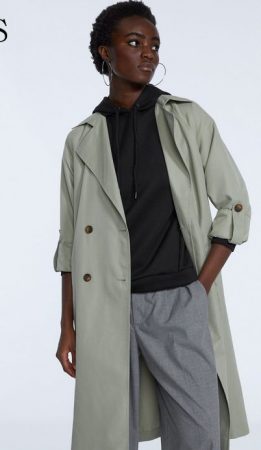 screenshot www.stradivarius.com 2022.10.07 10 31 00 Merca2.es