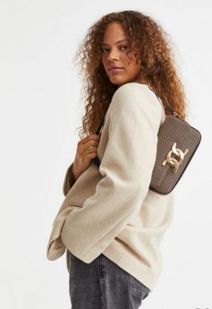 screenshot www2.hm .com 2022.10.03 14 29 19 Merca2.es