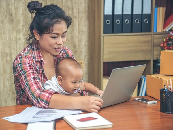 ser madre educar trabajar al mismo tiempo se puede todo a la vez Merca2.es