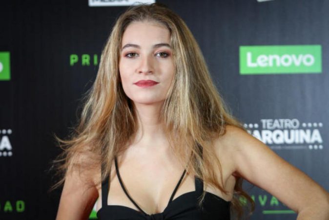 La actriz no logró un grupo de amigos de su edad