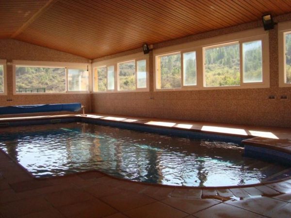 Las mejores casas rurales con piscina climatizada para una escapada de otoño 56 Merca2.es Casas rurales con piscina: Apartamentos Rurales El Fresno (Boniches, Cuenca)