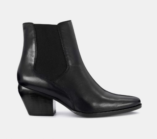 El Corte Inglés: el pijama de punto de Énfasis con el que serás la envidia de todas tus visitas 17 Merca2.es Botines de mujer en negro tipo cowboy chelsea con puntera afilada y tacon bloque el corte ingles Merca2.es