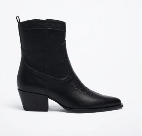 El Corte Inglés: el pijama de punto de Énfasis con el que serás la envidia de todas tus visitas 12 Merca2.es Botines de mujer estilo cowboy en negro el corte ingles Merca2.es