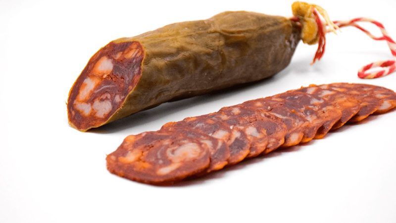 La última conclusión de la OCU: este es el embutido más saludable que puedes comprar a día de hoy en el supermercado 8 Merca2.es CHORIZO BELLOTA EMBUTIDOS TARTESSOS 2 Merca2.es