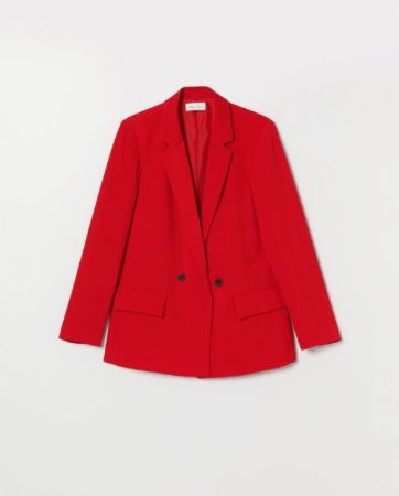 La camisa básica de Lefties que combina con todo por solo 8,99 euros 39 Merca2.es Lefties