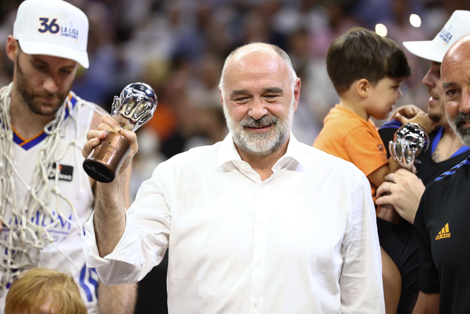 Pablo Laso recibe el Premio Merca2 al Mejor Deportista del año 2022