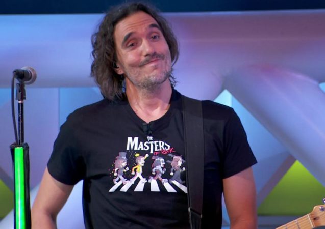 El cantante de La ruleta de la suerte en el ojo de la tormenta