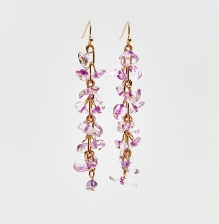Pendientes largos piedras lilas de Pull&Bear