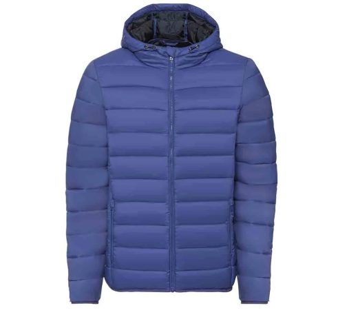 Chaqueta ligera azul con capucha para hombre