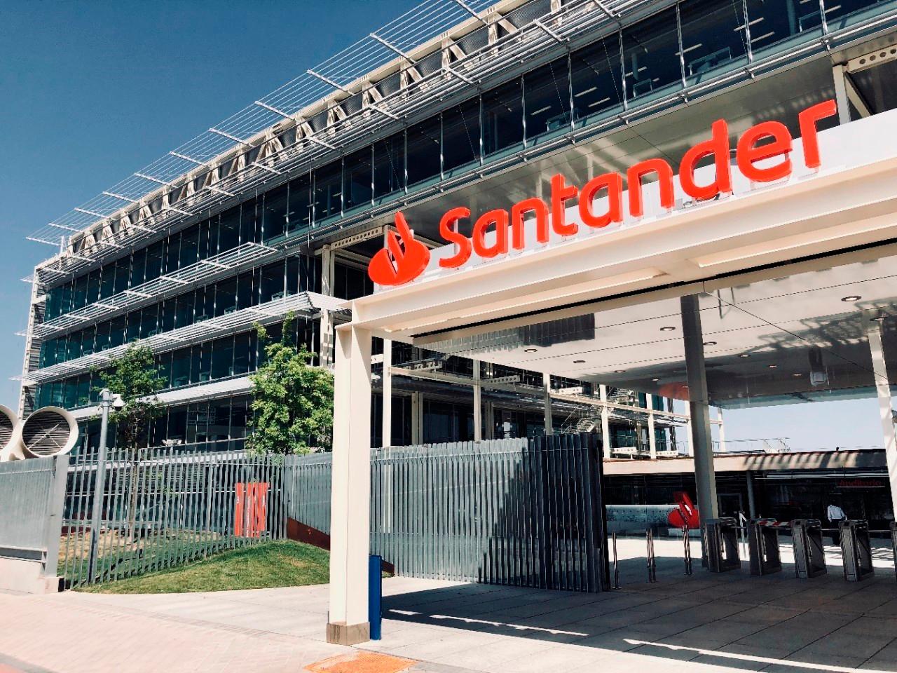 Alianzas y digitalización, piezas clave en el crecimiento del negocio de financiación al consumo de Banco Santander