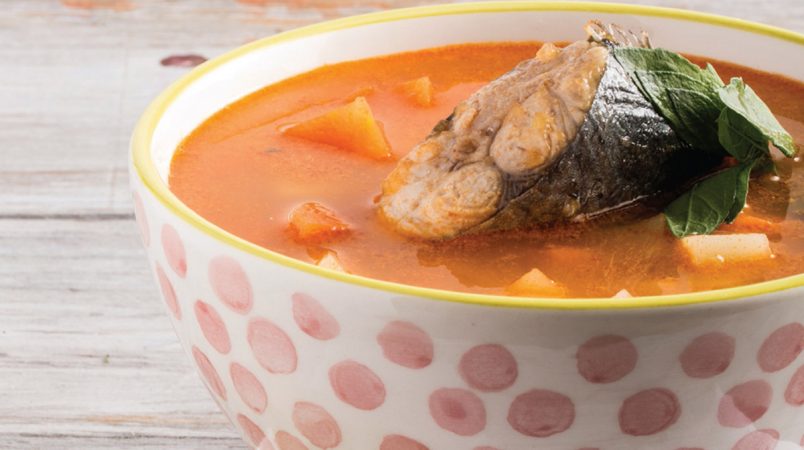La receta de caldo que le da un sabor de 10 a la fideuá 31 Merca2.es caldo de pescado Merca2.es