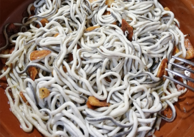 gulas al ajillo foto principal Merca2.es