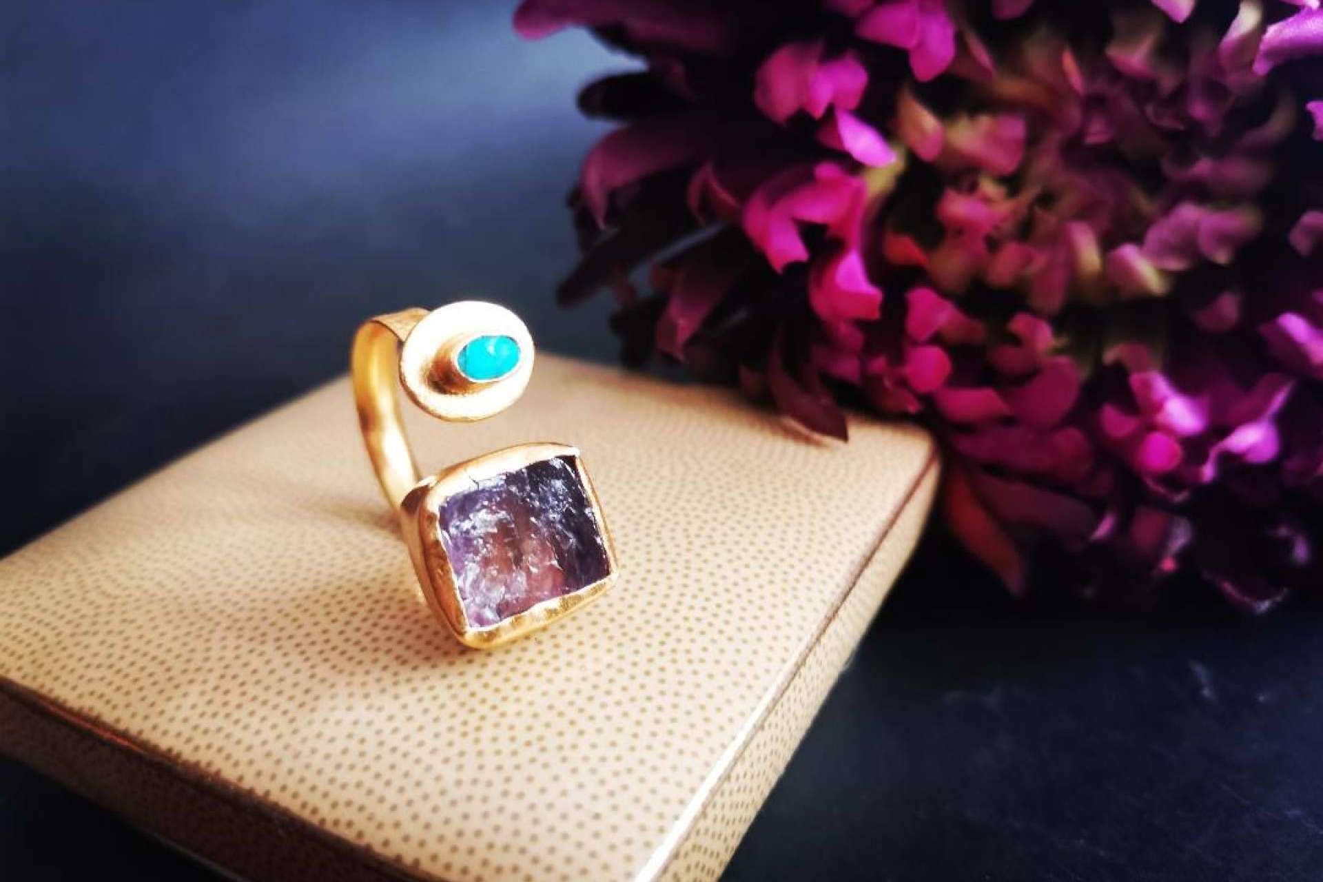 Los anillos con piedras preciosas de Isabel Lamadrid