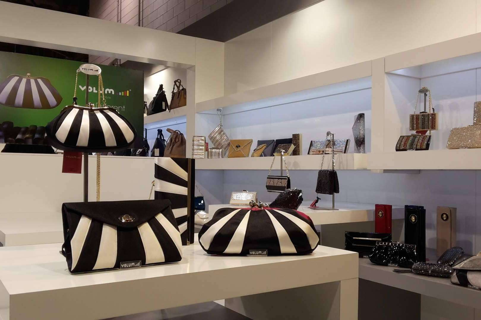 Diseño, fabricación y montaje de showrooms, de la mano de James Dam Studio Creativo