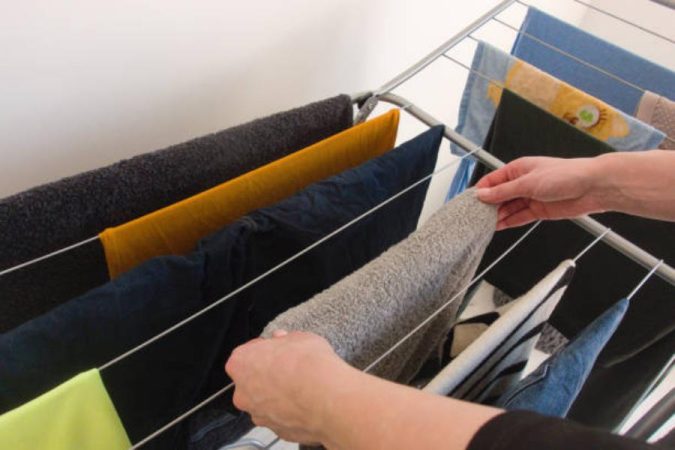 Tender la ropa al aire libre