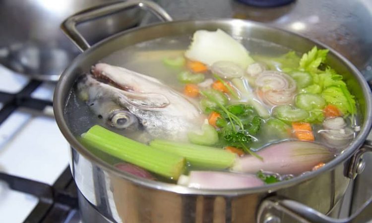 La receta de caldo que le da un sabor de 10 a la fideuá 37 Merca2.es portada caldo t Merca2.es