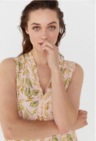 screenshot cortefiel.com 2022.11.24 19 15 12 Merca2.es