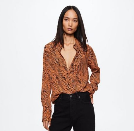 Las 10 camisas de Mango que te apañan la Navidad por menos de 16 euros 20 Merca2.es Mango