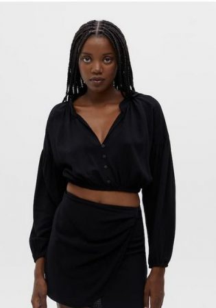 La chaqueta de Pull&Bear por 39,99 euros para darle vida a tu armario 8 Merca2.es Pull&Bear