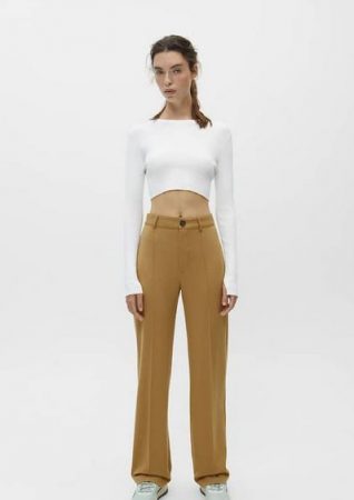 La chaqueta de Pull&Bear por 39,99 euros para darle vida a tu armario 14 Merca2.es screenshot www.pullandbear.com 2022.11.06 10 03 15 Merca2.es