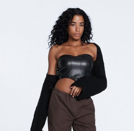 El abrigo de Stradivarius por 59,99 euros para ir calentita sin perder estilo 42 Merca2.es screenshot www.stradivarius.com 2022.11.17 19 02 38 Merca2.es