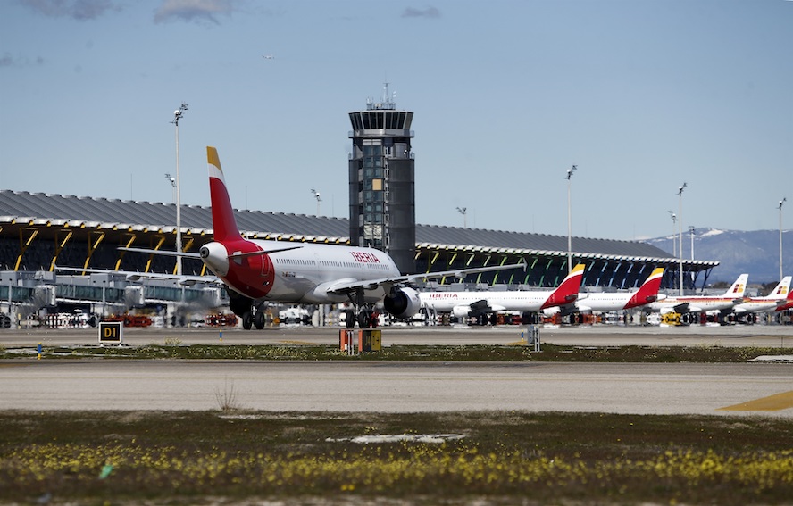 Las aerolíneas se decantan por impulsar el aeropuerto de Barajas ante El Prat