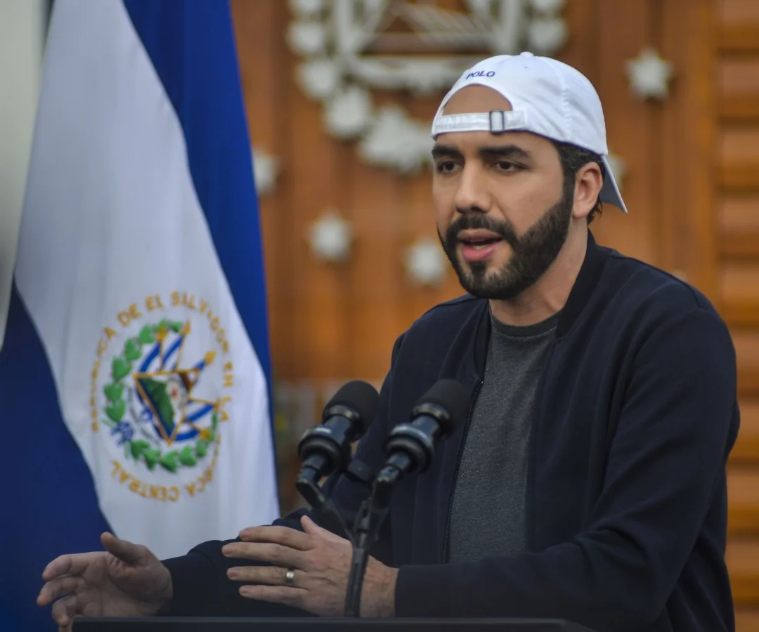 Alejandro Zala (Bitpanda): "La regulación en las criptomonedas llega tarde" 1 Merca2.es BUKELE 1 Merca2.es