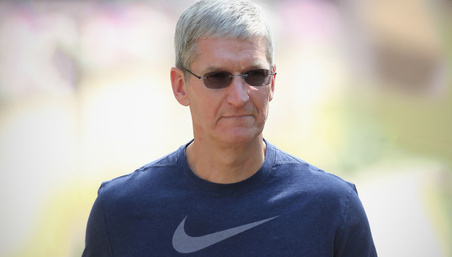 La década prodigiosa de Tim Cook en Apple le permite atesorar 1.400 M$ de patrimonio 3 Merca2.es COOK NIKE Merca2.es