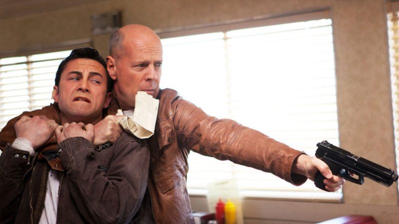 Looper: Asesinos del Futuro