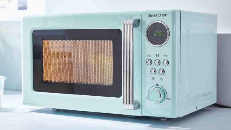 ¿A quién le compra los artículos que tiene en venta?